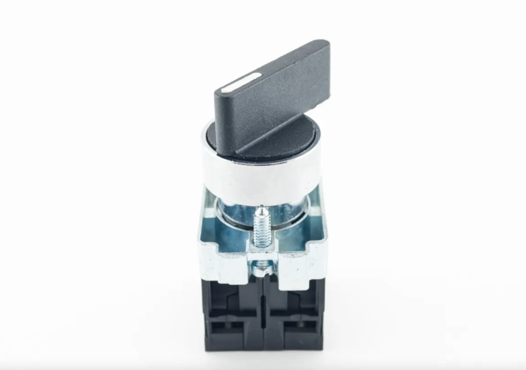 XB2-BJ33  SELECTOR 3 POSICIONES CON RETENCION